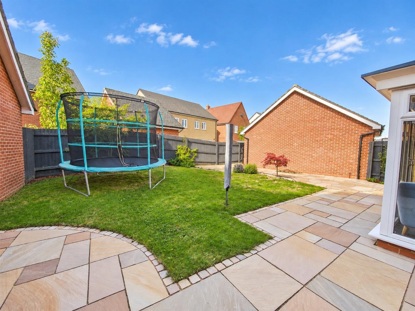 Edith Avenue, Great Denham, Bedford